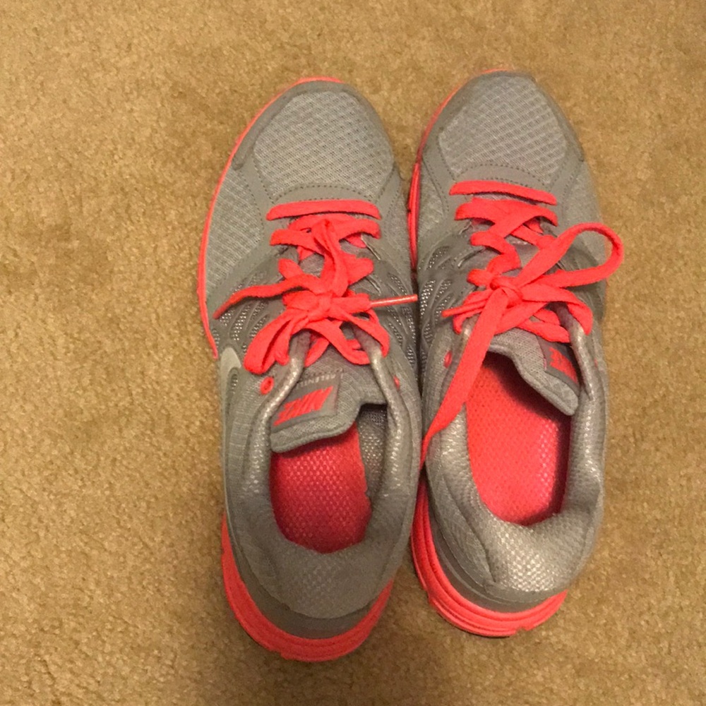 Nike’s size 9.5